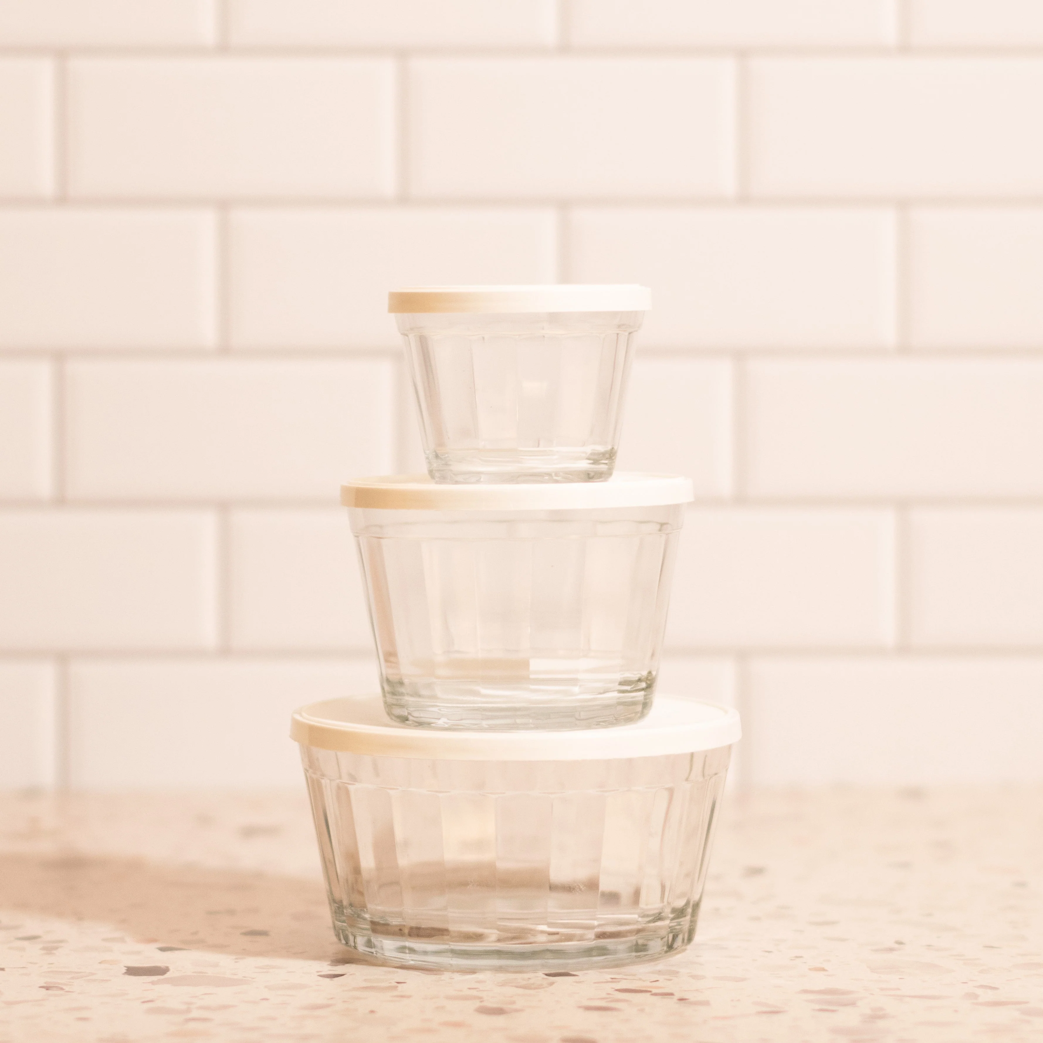 Americano Medium Bowl 350ml with  White Lid - Image 2